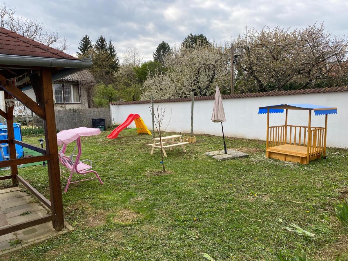 Arany Apartmanház Zalagyöngye Zalakaros Esterno foto